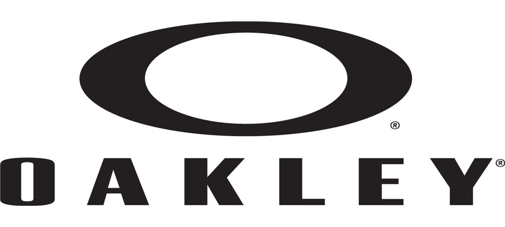 
						Oakley
					